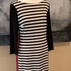Frank Lyman Design Dress